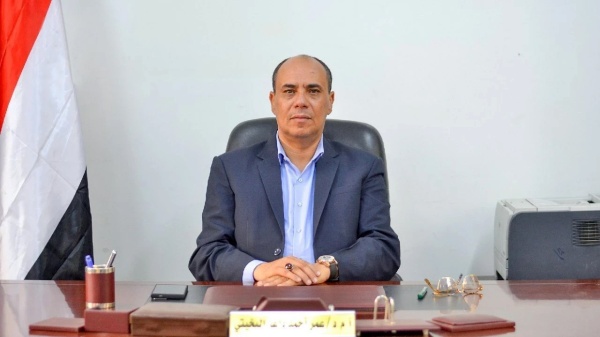 ناطق الحكومة يبارك نجاح فعاليات المولد النبوي ويؤكد مضاعفة الجهود لترسيخ الثوابت الأربع التي وردت في خطاب السيد القائد ناطق الحكومة يبارك نجاح فعاليات المولد النبوي ويؤكد مضاعفة الجهود لترسيخ الثوابت الأربع التي وردت في خطاب السيد القائد