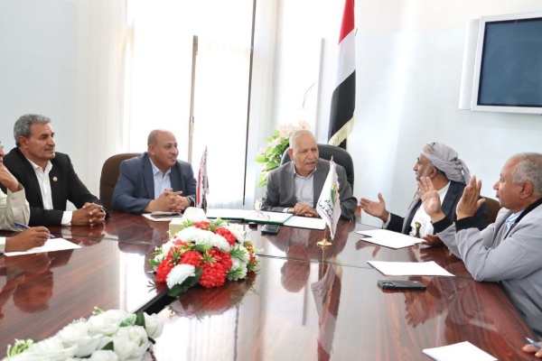 اتفاقية تعاون علمي وثقافي بين جامعة ذمار وهيئة الآثار والمتاحف اتفاقية تعاون علمي وثقافي بين جامعة ذمار وهيئة الآثار والمتاحف