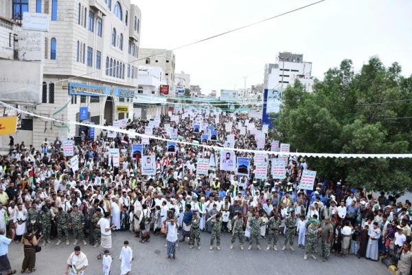 محافظة الحديدة تشهد 319 مسيرة جماهيرية دعما للقوات المسلحة ورفضا لمزاعم استهداف مكة المكرمة