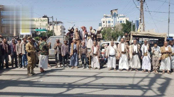 مسيرتان ووقفتان مسلحتان في شعوب دعما للقوات المسلحة مسيرتان ووقفتان مسلحتان في شعوب دعما للقوات المسلحة