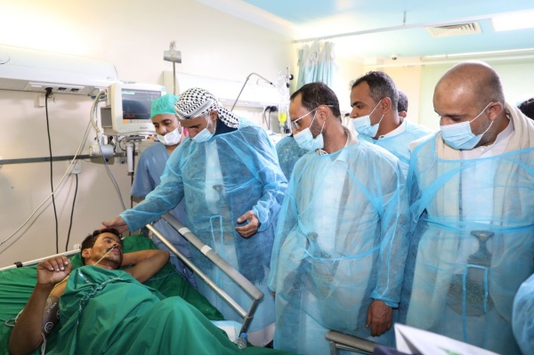 مفتاح يزور مصابين وجرحى في مستشفيات العاصمة مفتاح يزور مصابين وجرحى في مستشفيات العاصمة
