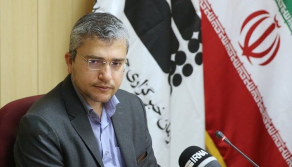 مسؤول إيراني حريق سفينة شحن في مضيق هرمز مصير أعداء إيران