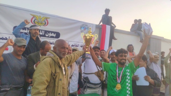تتويج الاتحاد بطلا للدوري الكروي الأول في المخا بتعز