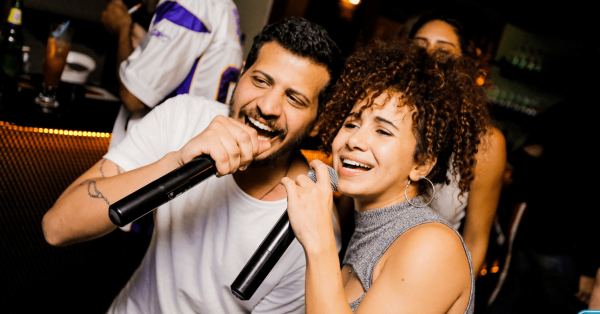 أفضل أماكن karaoke nights في القاهرة غن مع أصحابك حتى الصباح أفضل أماكن karaoke nights في القاهرة غن مع أصحابك حتى الصباح