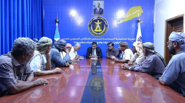 التميمي يلتقي قيادة الاتحاد العام لقبائل الجنوب العربي بوادي وصحراء حضرموت لمناقشة ترتيبات مليونية 14 أكتوبر بسيئون التميمي يلتقي قيادة الاتحاد العام لقبائل الجنوب العربي بوادي وصحراء حضرموت لمناقشة ترتيبات مليونية 14 أكتوبر بسيئون