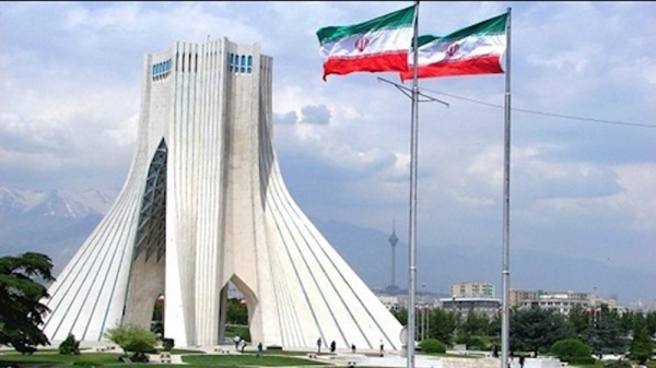 طهران تكشف عن مفاوضات مرتقبة خلال شهرين لبحث النووي والعقوبات والتعويضات