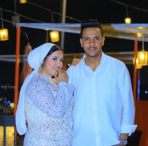 تهنئة بعقد قران يجمع بين أستاذ وائل محمد وشريكة حياته في أجواء أسرية مبهجة تهنئة بعقد قران يجمع بين أستاذ وائل محمد وشريكة حياته في أجواء أسرية مبهجة