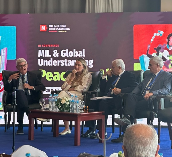 انطلاق المؤتمر الدولي الثالث للثقافة الإعلامية والمعلوماتية تحت شعار السلام للجميع بالقاهرة انطلاق المؤتمر الدولي الثالث للثقافة الإعلامية والمعلوماتية تحت شعار السلام للجميع بالقاهرة