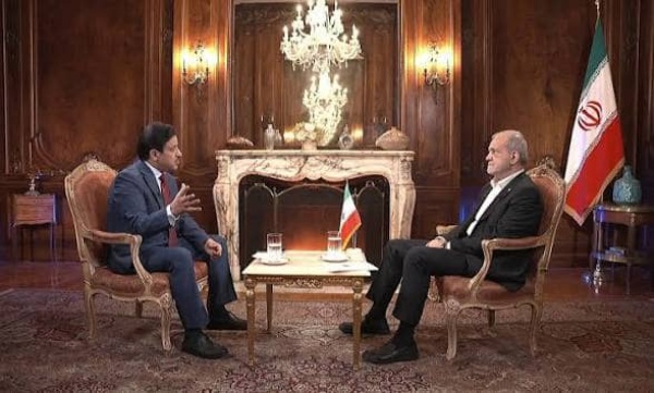 الرئيس الايراني مستعدون لحل أزمة اليمن والسعودية يمكن أن تكون محور وحدة المسلمين