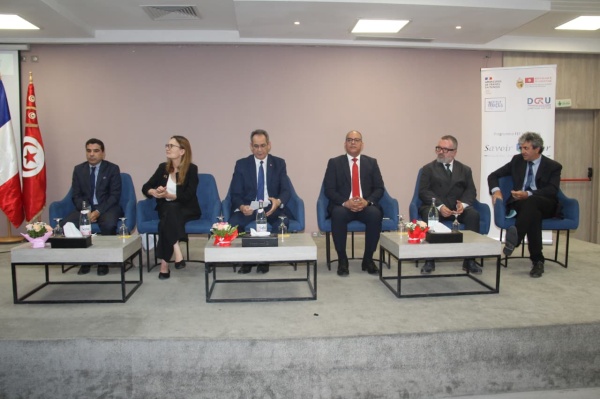 بمهارات تتجاوز التكوين الأكاديمي المشروع التونسي الفرنسي savoir agir يؤهل طلبة الإجازة للاندماج في سوق الشغل بمهارات تتجاوز التكوين الأكاديمي المشروع التونسي الفرنسي savoir agir يؤهل طلبة الإجازة للاندماج في سوق الشغل