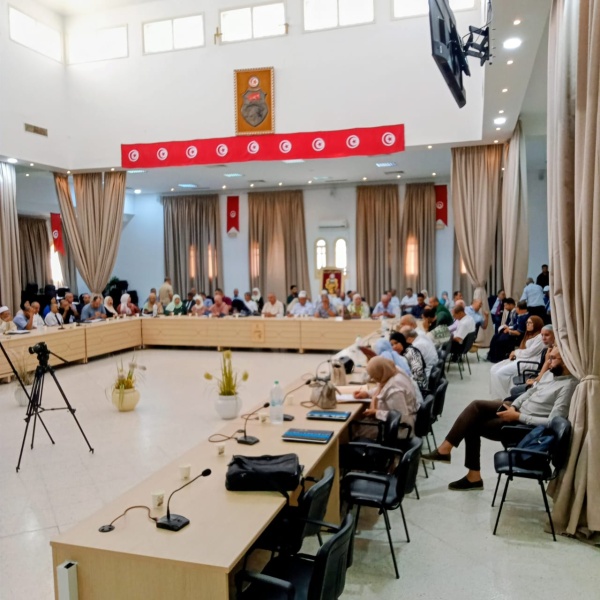 القيروان وزير الشؤون الدينية يفتتح جامع الخلفاء ببوحجلة ويتفقد معهد العلوم الإسلامية القيروان وزير الشؤون الدينية يفتتح جامع الخلفاء ببوحجلة ويتفقد معهد العلوم الإسلامية
