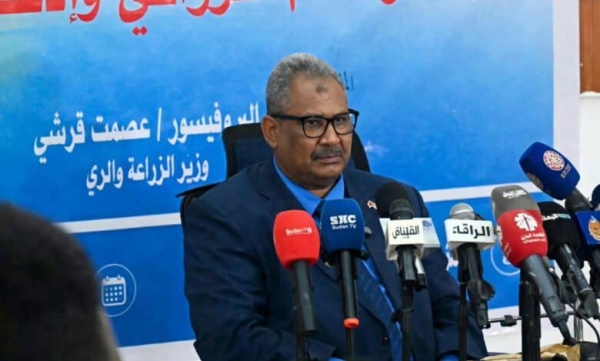 وزير الزراعة نحرص على بناء واعمار القطاع الزراعي