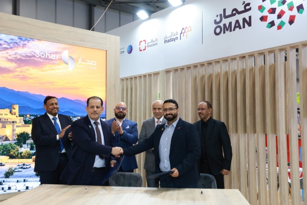 4 اتفاقيات تترجم المشاركة الع مانية في معرض ميلان إلى شراكات عملية 4 اتفاقيات تترجم المشاركة الع مانية في معرض ميلان إلى شراكات عملية