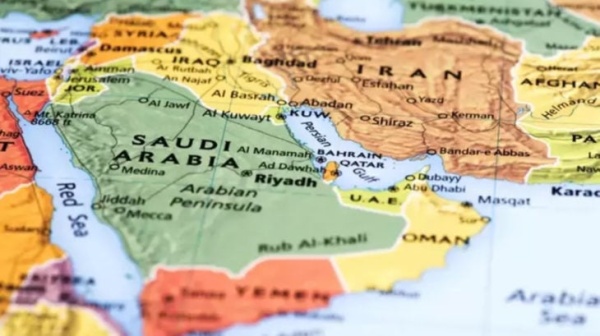 دبلوماسية حذرة في الخليج