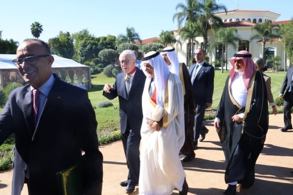 الأمير تركي الفيصل يدعو إلى صون الهوية الثقافية أمام التحولات الرقمية