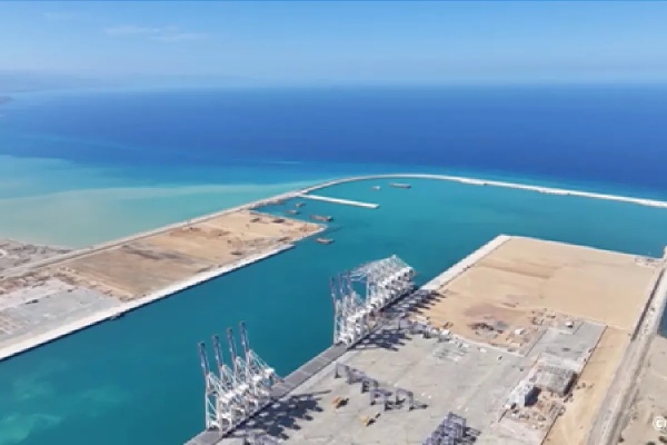 من طنجة المتوسط إلى الناظور غرب المتوسط المغرب يواصل تطوير بنياته المينائية من طنجة المتوسط إلى الناظور غرب المتوسط المغرب يواصل تطوير بنياته المينائية