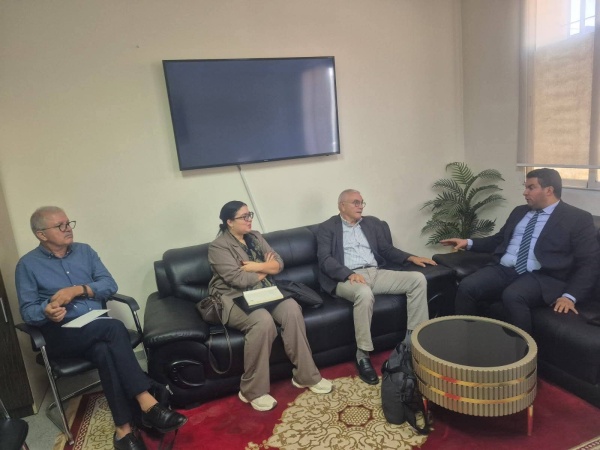 المدير الجهوي للصحة والحماية الاجتماعية بني ملال خنيفرة يعقد لقاء عمل مع ممثلي مؤسسة الشيخ زايد المدير الجهوي للصحة والحماية الاجتماعية بني ملال خنيفرة يعقد لقاء عمل مع ممثلي مؤسسة الشيخ زايد