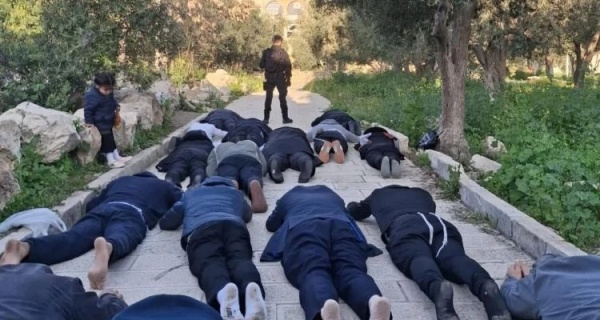 جماعات استيطانية تحشد لاقتحام الأقصى في ذكرى خراب الهيكل ودعوات للنفير والرباط جماعات استيطانية تحشد لاقتحام الأقصى في ذكرى خراب الهيكل ودعوات للنفير والرباط