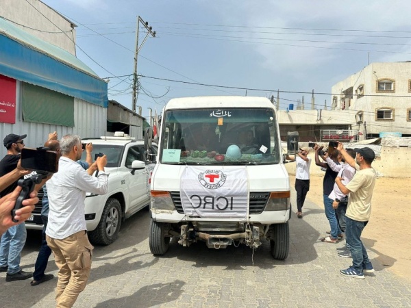 وصول 5 أسرى فلسطينيين محررين إلى غزة