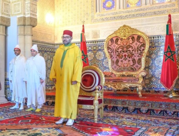 الملك محمد السادس يستقبل بالقصر الملكي بالرباط عددا من السفراء الأجانب