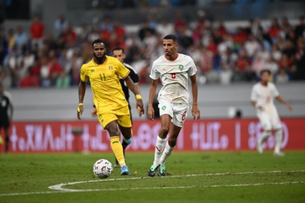 المنتخب الوطني المغربي يتعادل مع مالي في آخر مباراة له خلال فترة التوقف الدولي الحالي المنتخب الوطني المغربي يتعادل مع مالي في آخر مباراة له خلال فترة التوقف الدولي الحالي