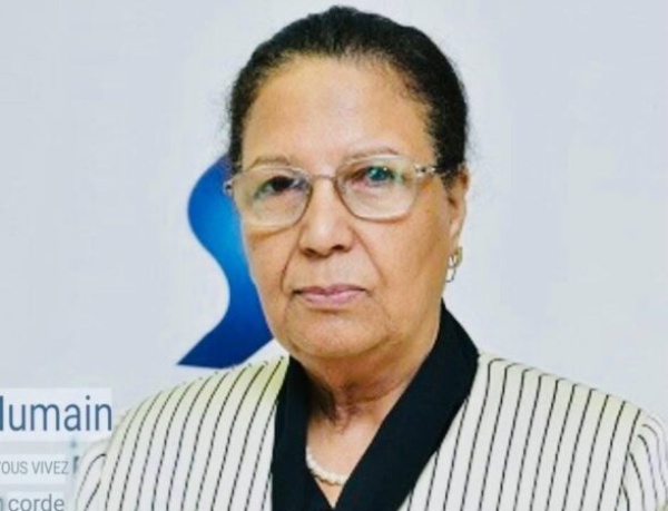 الملك محمد السادس يعزي أفراد أسرة الراحلة زهور الحر تحلت بخصال إنسانية رفيعة وغيرة وطنية صادقة الملك محمد السادس يعزي أفراد أسرة الراحلة زهور الحر تحلت بخصال إنسانية رفيعة وغيرة وطنية صادقة