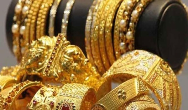 صدمة للمقبلين على الزواج غرام الذهب يقفز إلى 600 دينار وهذا سعر أخف قطعة صدمة للمقبلين على الزواج غرام الذهب يقفز إلى 600 دينار وهذا سعر أخف قطعة