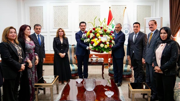 وزير المالية الاتحادي يتعهد بحل مشكلة رواتب موظفي الإقليم