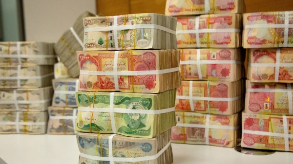 العراق الدين العام الداخلي يقفز إلى 106 تريليونات دينار مدفوعا باتساع فجوة الإنفاق العراق الدين العام الداخلي يقفز إلى 106 تريليونات دينار مدفوعا باتساع فجوة الإنفاق