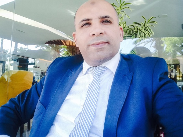 إنها مجرد لعبة فلماذا نحول كرة القدم إلى معركة هوية إنها مجرد لعبة فلماذا نحول كرة القدم إلى معركة هوية