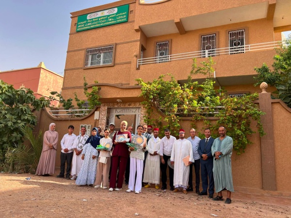 مدير أكاديمية درعة تافيلالت يشارك في تتويج المتفوقين جهويا ويؤكد أن التميز ركيزة لإصلاح المدرسة العمومية مدير أكاديمية درعة تافيلالت يشارك في تتويج المتفوقين جهويا ويؤكد أن التميز ركيزة لإصلاح المدرسة العمومية