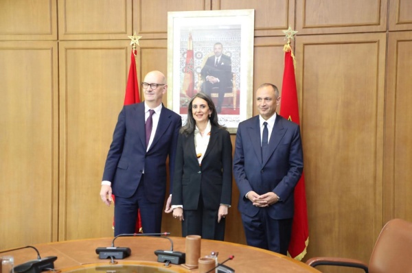 المغرب وفرنسا يعززان تعاونهما الاقتصادي والصناعي خلال اجتماع وزاري بالرباط المغرب وفرنسا يعززان تعاونهما الاقتصادي والصناعي خلال اجتماع وزاري بالرباط