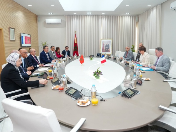 المغرب وفرنسا يعززان شراكتهما الفلاحية نحو مزيد من الابتكار والاستدامة المغرب وفرنسا يعززان شراكتهما الفلاحية نحو مزيد من الابتكار والاستدامة