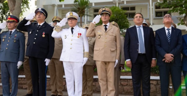 رئيس مجلس جهة بني ملال خنيفرة يشارك في مراسم تحية العلم تخليدا للذكرى السابعة والعشرين لعيد العرش المجيد رئيس مجلس جهة بني ملال خنيفرة يشارك في مراسم تحية العلم تخليدا للذكرى السابعة والعشرين لعيد العرش المجيد