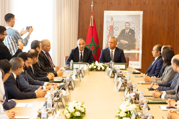 الرباط رياض مز ور يتولى مهام وزير الصناعة والتجارة والاستثمار والإدماج الاقتصادي الرباط رياض مز ور يتولى مهام وزير الصناعة والتجارة والاستثمار والإدماج الاقتصادي