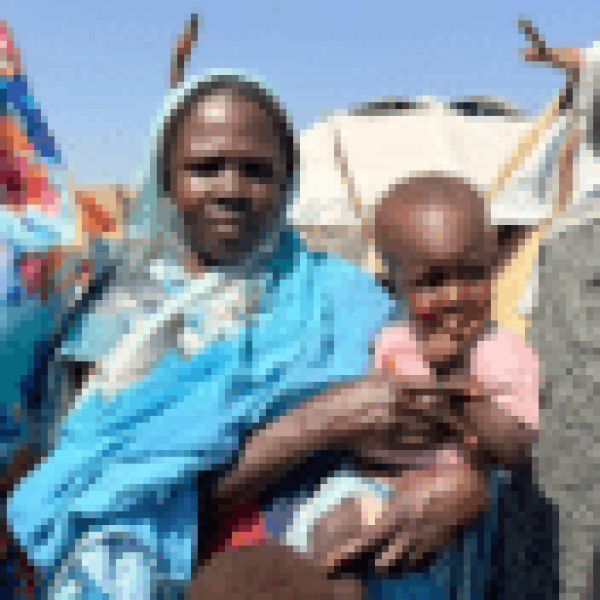 السودان يطلق حملة قومية لتطعيم 11 مليون طفل ضد الشلل السودان يطلق حملة قومية لتطعيم 11 مليون طفل ضد الشلل