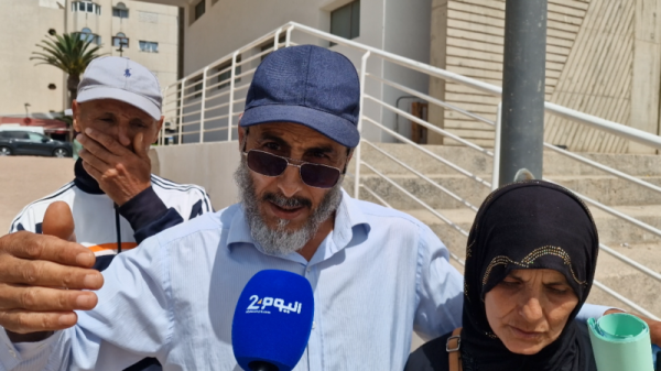 مصحة خاصة تمتنع عن تسليم جثة شاب لأسرته إلا بعد أداء مصاريف الاستشفاء فيديو