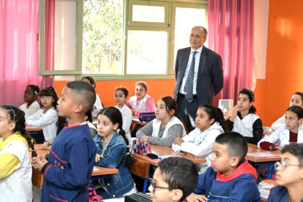 وزارة التربية الوطنية الحصص الدراسية ستنطلق على الساعة 8 صباحا ابتداء من 20 شتنبر ولا بد من مراعاة الخصوصية القروية