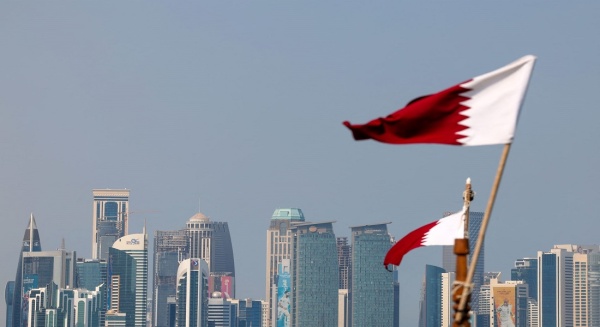 إصابة طفل في قطر إثر شظايا ناجمة عن اعتراض صواريخ إيرانية إصابة طفل في قطر إثر شظايا ناجمة عن اعتراض صواريخ إيرانية