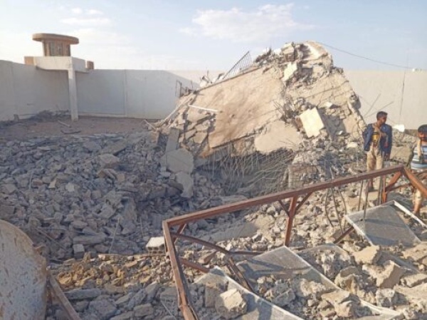 حكومة صنعاء تعلن استهداف الطيران السعودي لإصلاحية الجوف المركزية والصحة تعلن إحصائية أولية للضحايا