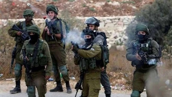 شهيد فلسطيني واعتقالات واعتداءات للمستوطنين في الضفة الغربية شهيد فلسطيني واعتقالات واعتداءات للمستوطنين في الضفة الغربية