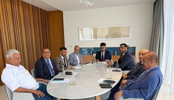 هيئة التشاور والمصالحة تبحث مع الأحزاب أولويات المرحلة وتعزيز التوافق الوطني