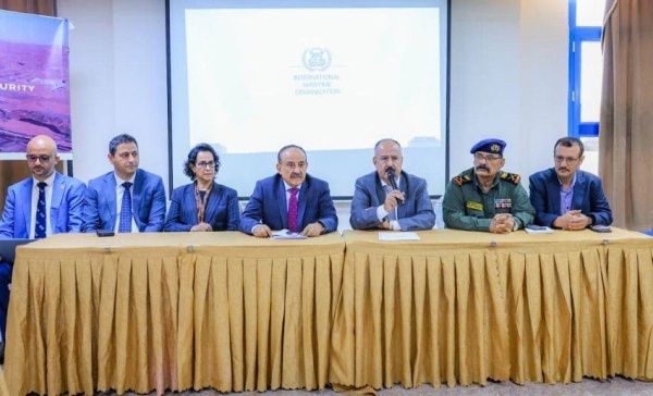 الحكومة تتجه لتشكيل لجنة وطنية للأمن البحري لمواجهة تهديدات الملاحة