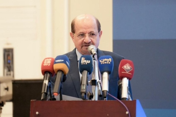 عدن الزنداني يدشن الاستراتيجية الوطنية للصحة