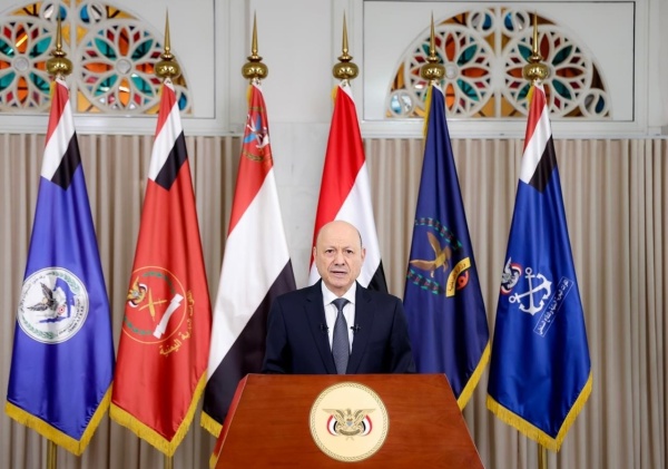 العليمي يدعو للتعبئة العامة ويفتح باب العودة للمنخرطين مع الحوثيين العليمي يدعو للتعبئة العامة ويفتح باب العودة للمنخرطين مع الحوثيين