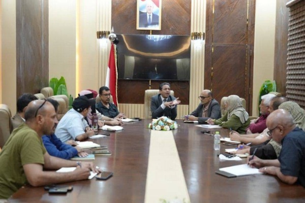 عدن الصحة ترفع جاهزية المستشفيات وتعزز مخزون الدم لمواجهة الطوارئ عدن الصحة ترفع جاهزية المستشفيات وتعزز مخزون الدم لمواجهة الطوارئ