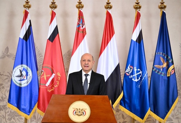 العليمي يتعهد بحماية تعز وفتح طرقها ويدعو لاستجابة إنسانية عاجلة العليمي يتعهد بحماية تعز وفتح طرقها ويدعو لاستجابة إنسانية عاجلة
