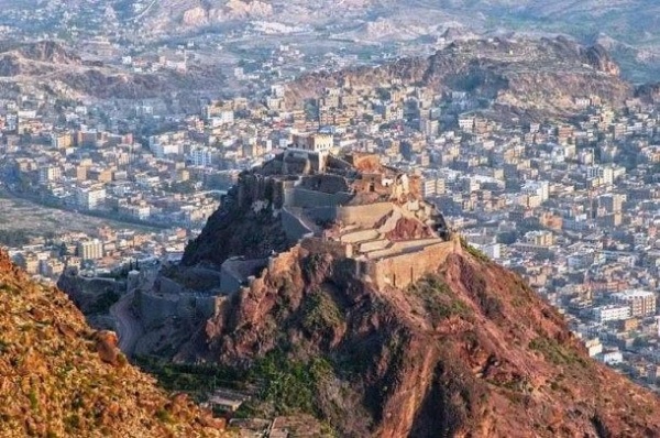 تعز تعليق الدراسة ومنح الموظفين إجازة مؤقتة في المديريات الخاضعة لسيطرة الحوثيين تعز تعليق الدراسة ومنح الموظفين إجازة مؤقتة في المديريات الخاضعة لسيطرة الحوثيين