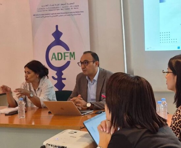بارومتر التمثيلية النسائية محدودية حضور مقاربة المساواة بين النساء والرجال داخل الخطابات والممارسات الحزبية فيديو