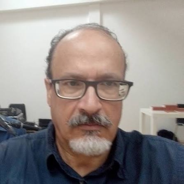 النيابة العامة بالدار البيضاء توضح ملابسات توقيف علي لمرابط على خلفية محتويات رقمية النيابة العامة بالدار البيضاء توضح ملابسات توقيف علي لمرابط على خلفية محتويات رقمية